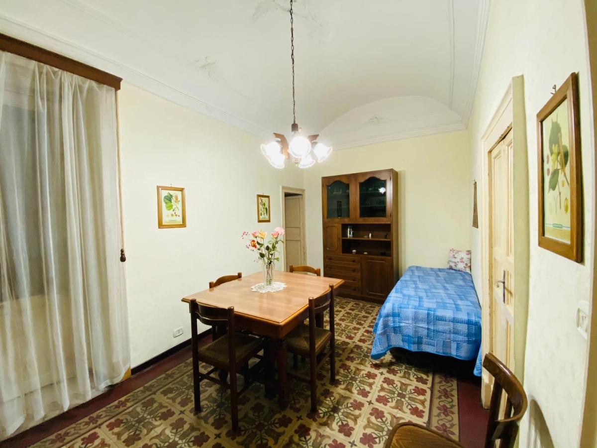 Zu Pippo'S House Apartment Catania Exterior photo