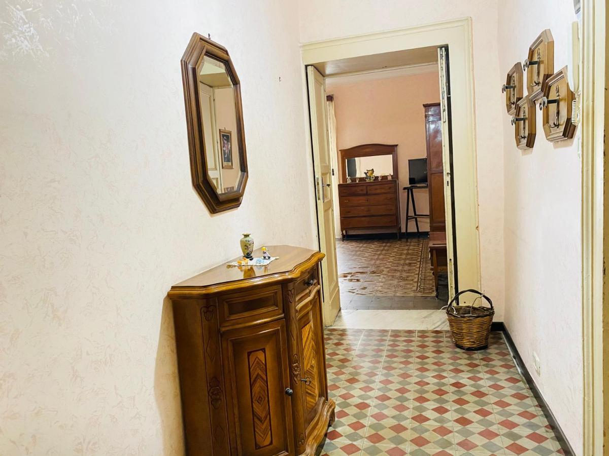 Zu Pippo'S House Apartment Catania Exterior photo