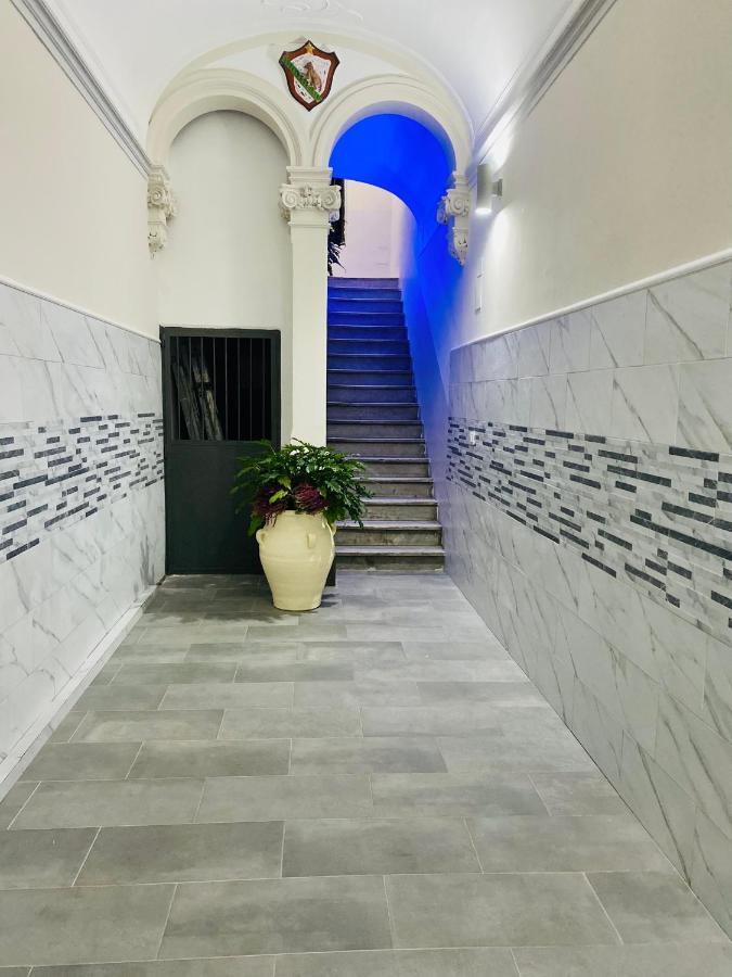 Zu Pippo'S House Apartment Catania Exterior photo
